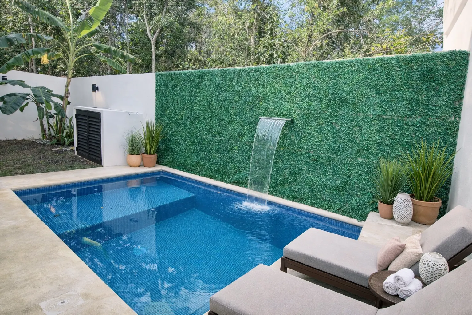 house for sale with pool in cancun