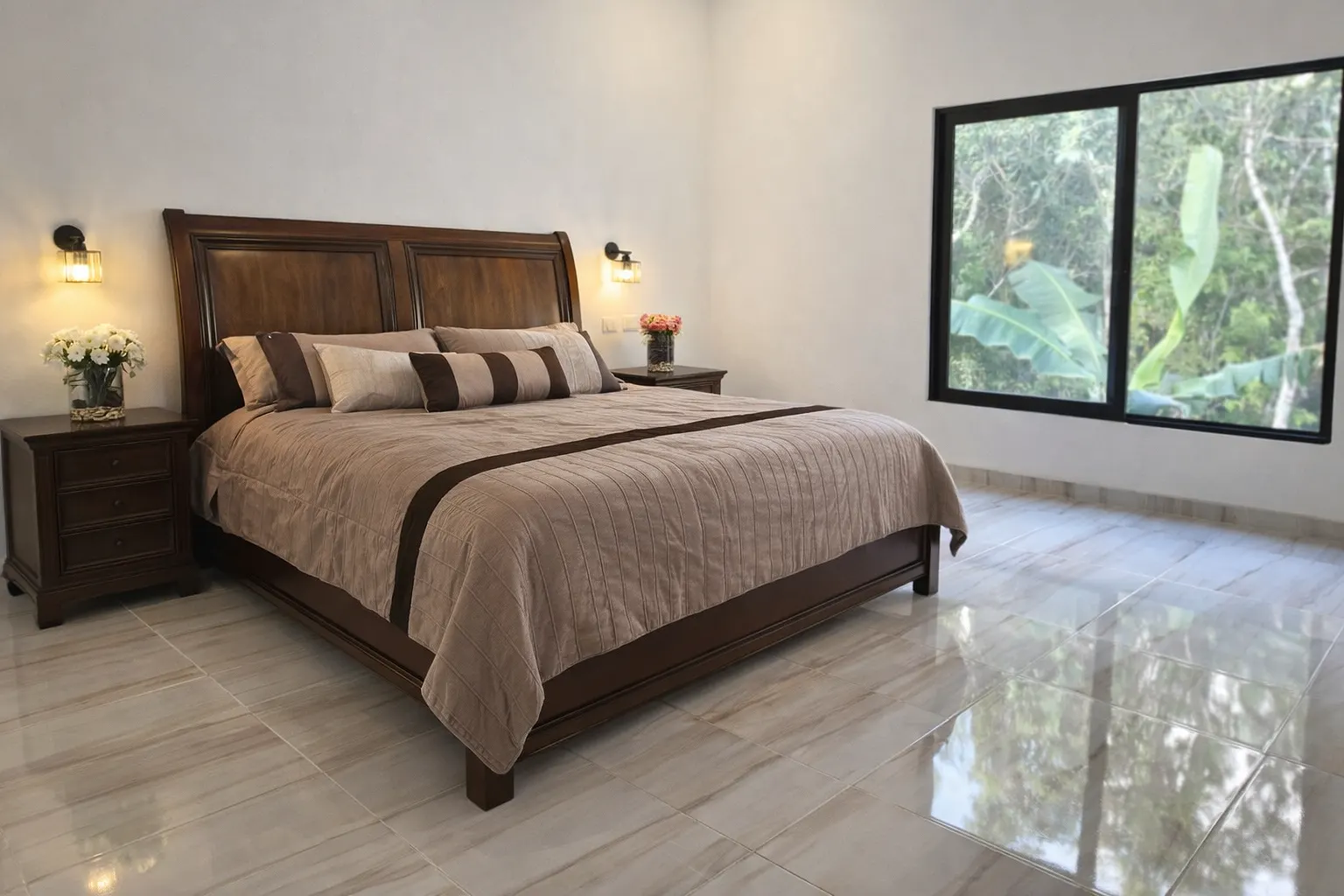 houses with big Bedrooms